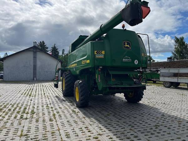 Комбайн John Deere 9880 STS (2002)