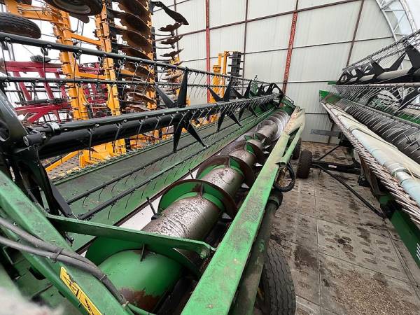 Комбайн John Deere 9880 STS (2002)
