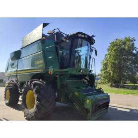 Комбайн John Deere S690 (2009)