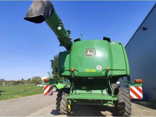 Комбайн John Deere S690 (2009)