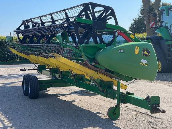 Комбайн John Deere T670i (2015)