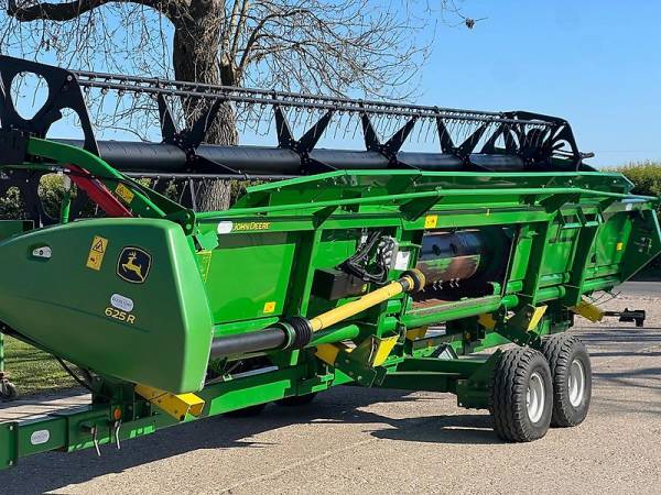 Комбайн John Deere T670i (2015)