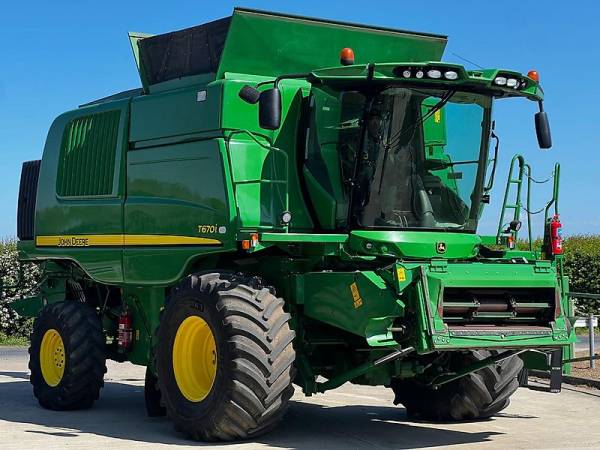Комбайн John Deere T670i (2015)