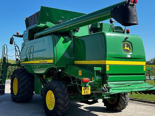 Комбайн John Deere T670i (2015)