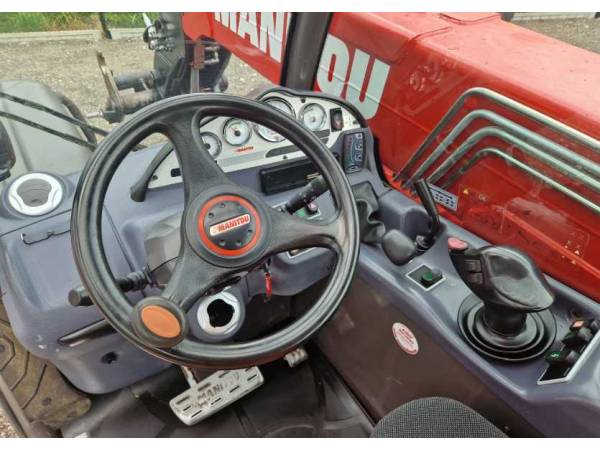 Навантажувач Manitou MLT 735-120 LSU (2013)