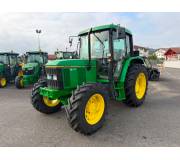 Трактор John Deere 6200