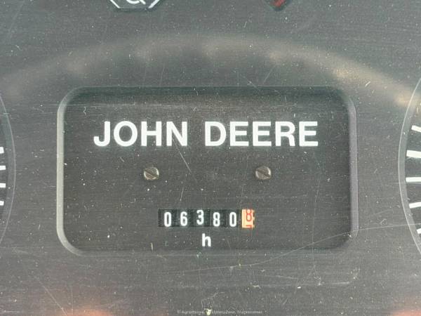 Трактор John Deere 6200 (2005)