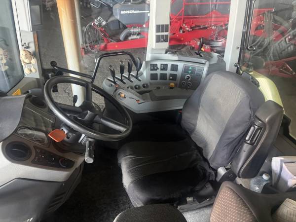 Трактор Claas Axion 850 (2017)