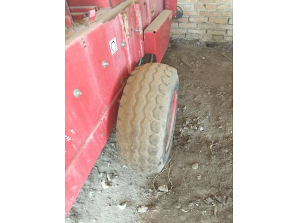 Пресс-подборщик Famarol Z511 (2006)
