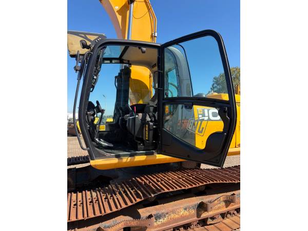 Экскаватор JCB JS 200LC T4i IIIB (2015)