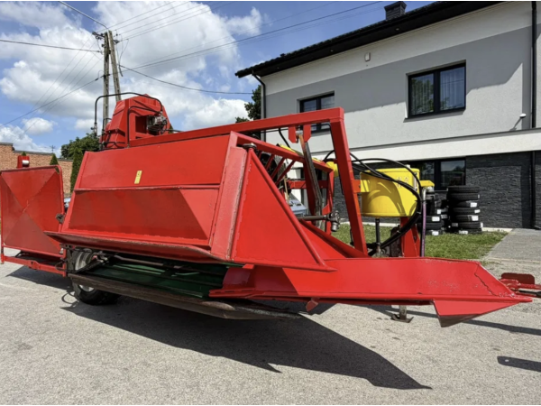 Комбайн для сбора ягод Sfamasz KPC 3/2/SPD (2012)