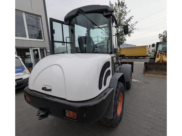 Погрузчик Bobcat AL 350 E (2010)
