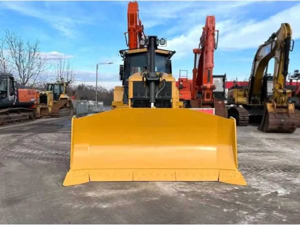 Бульдозер Caterpillar D7E (2010)