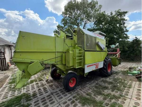 Комбайн Claas Dominator 58 (1900)