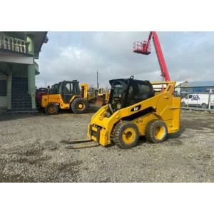 Міні-навантажувач Caterpillar 246C (2017)