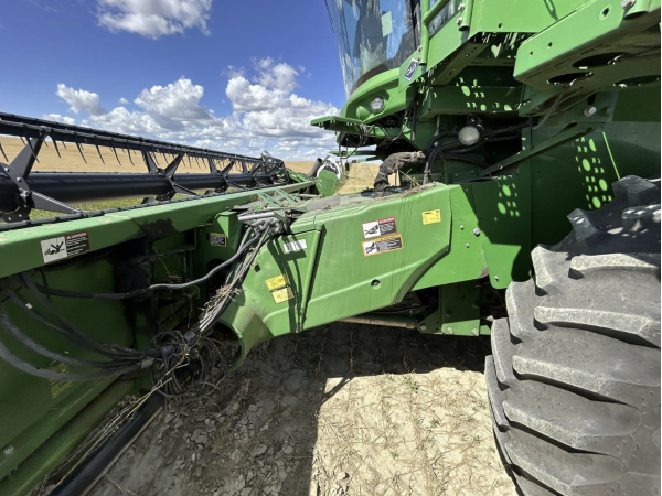 Комбайн John Deere S670 (2012)