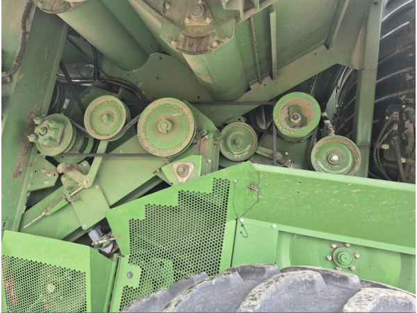 Комбайн John Deere S670 (2012)