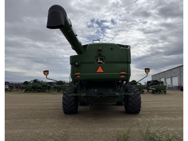 Комбайн John Deere S690 (2013)