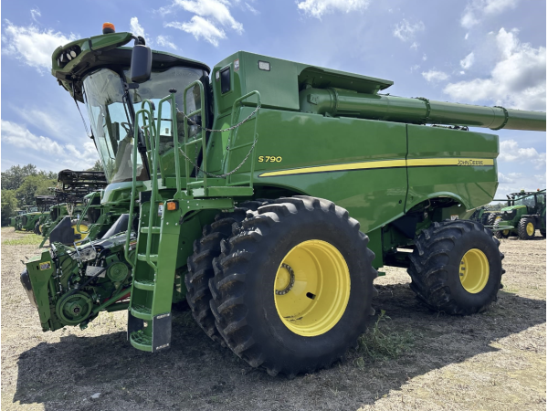 Комбайн John Deere S 790 (2019)
