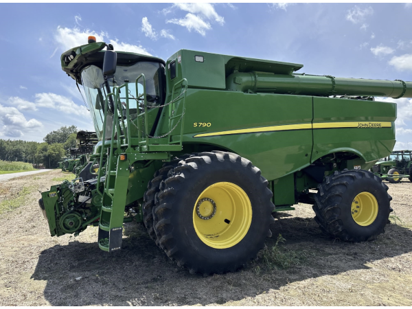 Комбайн John Deere S 790 (2019)