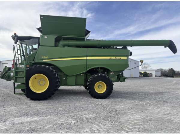 Комбайн John Deere S 790 (2020)