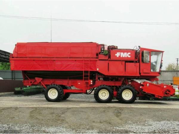 Горохоуборочный комбайн FMC 979 (1994)