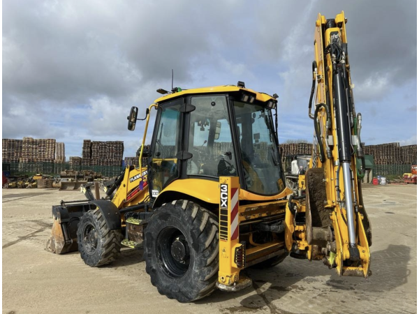 Экскаватор JCB 3CX Sitemaster PRO (2021)