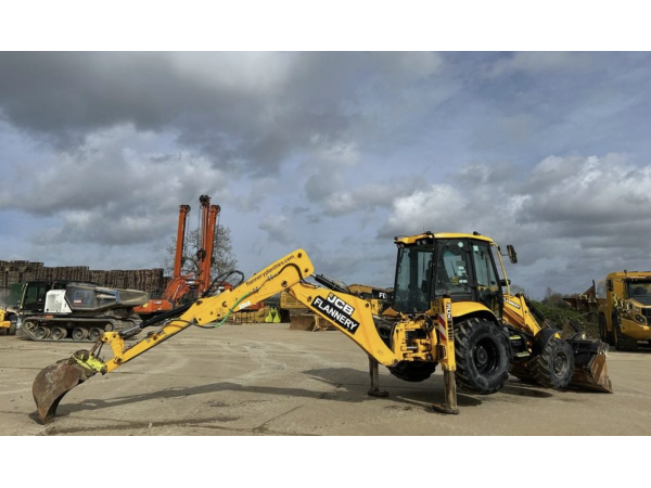 Экскаватор JCB 3CX Sitemaster PRO (2021)