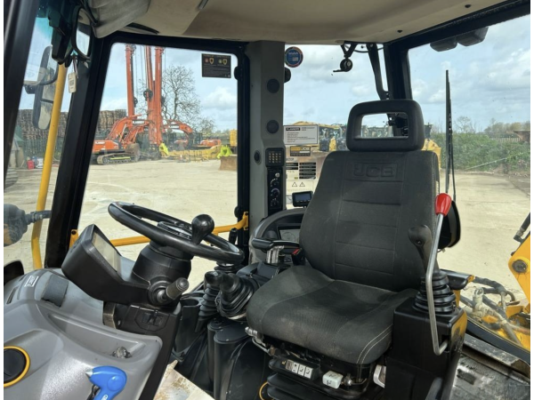 Экскаватор JCB 3CX Sitemaster PRO (2021)