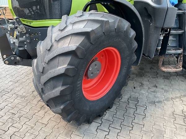 Трактор Claas Axion 810 (2017)