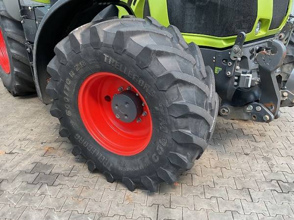 Трактор Claas Axion 810 (2017)