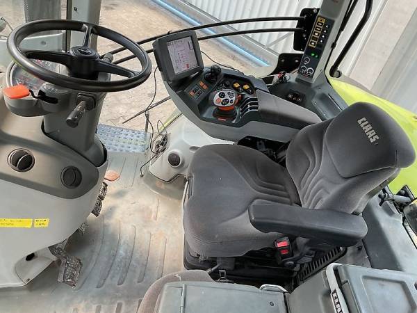 Трактор Claas Axion 810 (2017)