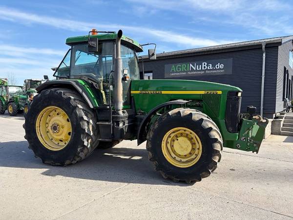 Трактор John Deere 8300 (1999)