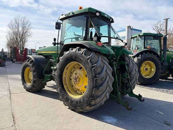 Трактор John Deere 8300 (1999)