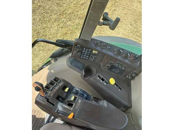 Трактор John Deere 6920S (2002)