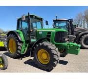 Трактор John Deere 6630