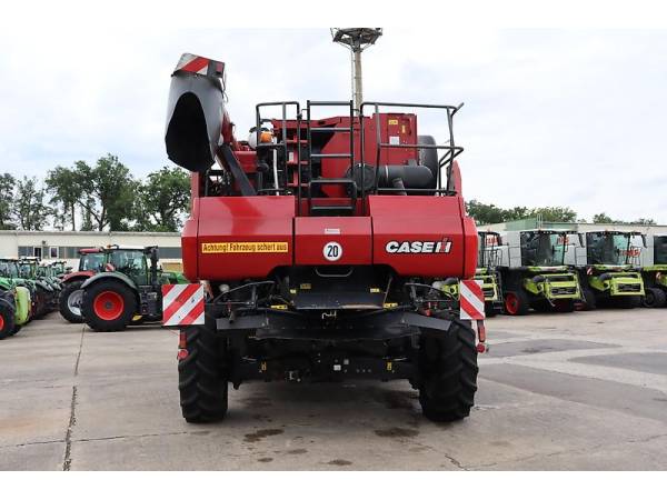 Комбайн Case IH AF 8120 (2010)