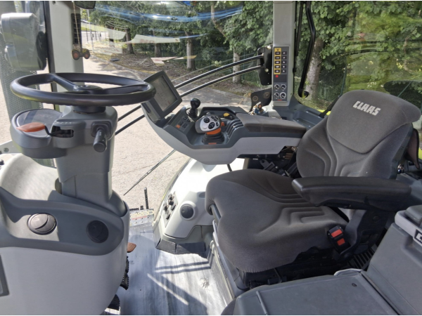Трактор Claas Axion 810 (2017)