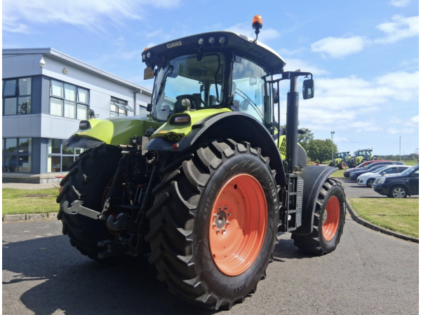 Трактор Claas Axion 810 (2017)