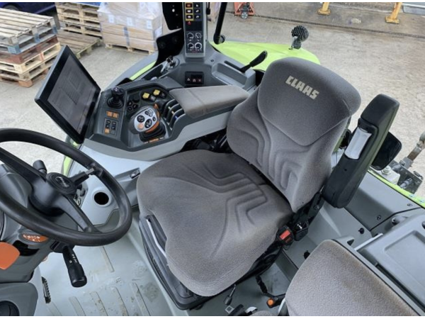 Трактор Claas Axion 830 (2018)