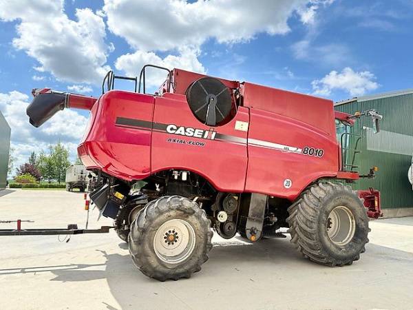 Комбайн Case IH 8010 Axial Flow (2007)
