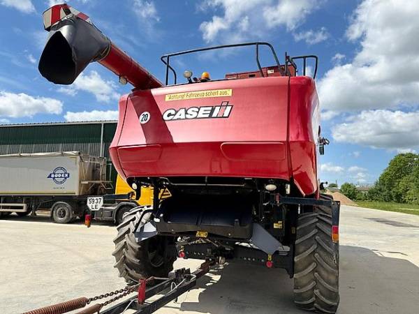 Комбайн Case IH 8010 Axial Flow (2007)