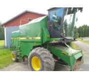 Комбайн John Deere 1155