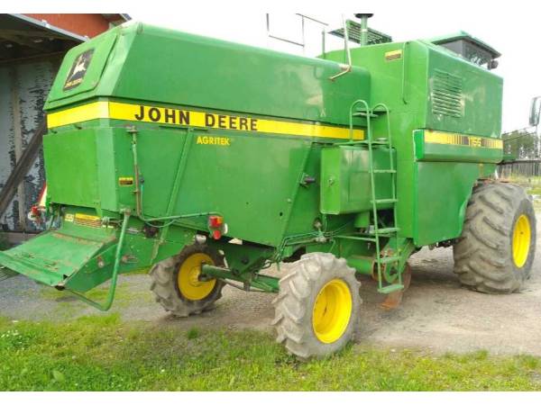 Комбайн John Deere 1155 (1991)
