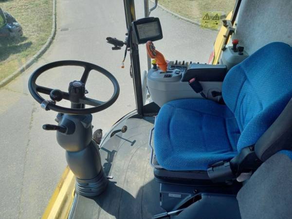 Комбайн New Holland CX6090 (2012)