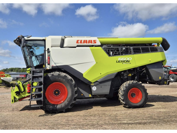 Комбайн Claas Lexion 6600 (2020)