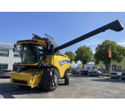 Комбайн New Holland CX6.80