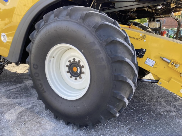 Комбайн New Holland CX6.80 (2023)