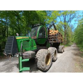 Форвардер John Deere 1210 (2013)