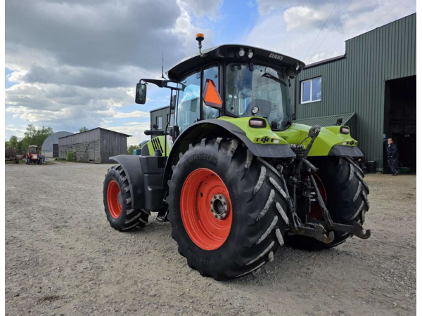 Трактор Claas Arion 640 (2012)